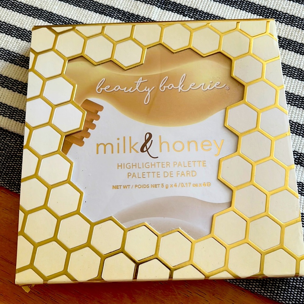 Beauty Bekerie highlighting Palette